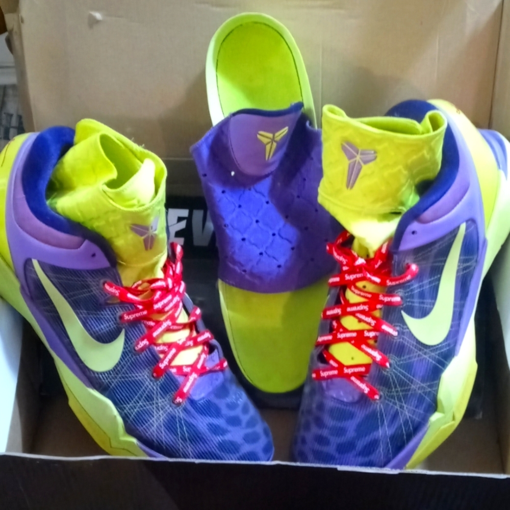 Kobe Bryant Vii supreme